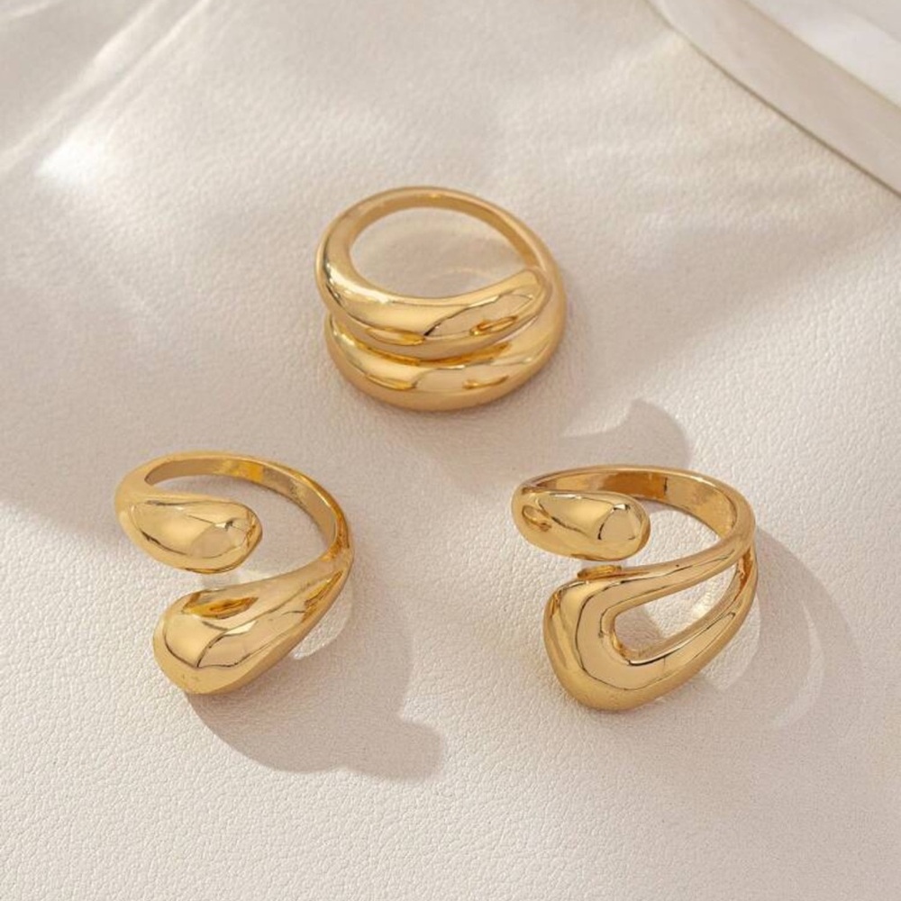 - Three piece ring set - Picture 4 of 5